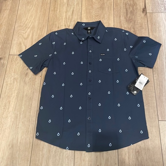 NWT Boys Volcom button up shirt - Picture 1 of 4